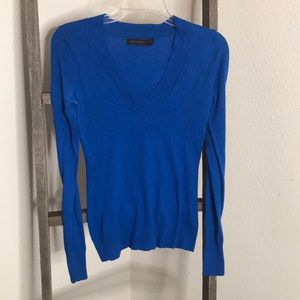 The limited sweater shirt